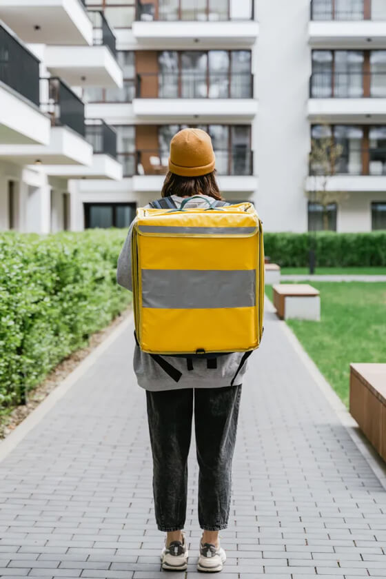 Successful food delivery with DXP eCommerce platform